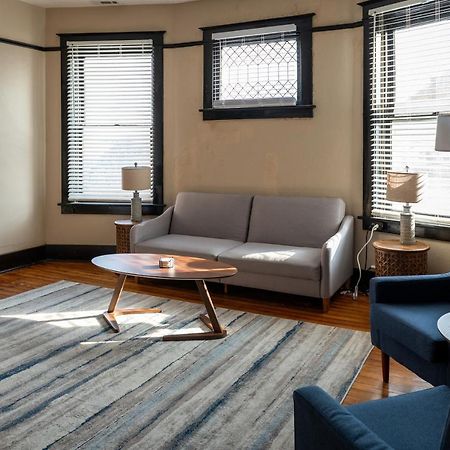 Updated 3 Bedroom Unit With Balcony! Cape Girardeau Esterno foto