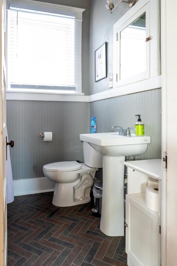 Updated 3 Bedroom Unit With Balcony! Cape Girardeau Esterno foto