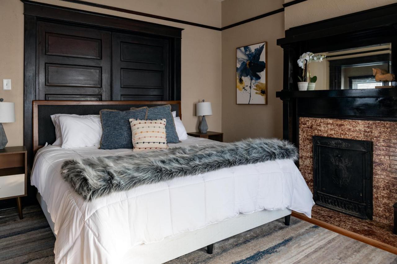 Updated 3 Bedroom Unit With Balcony! Cape Girardeau Esterno foto